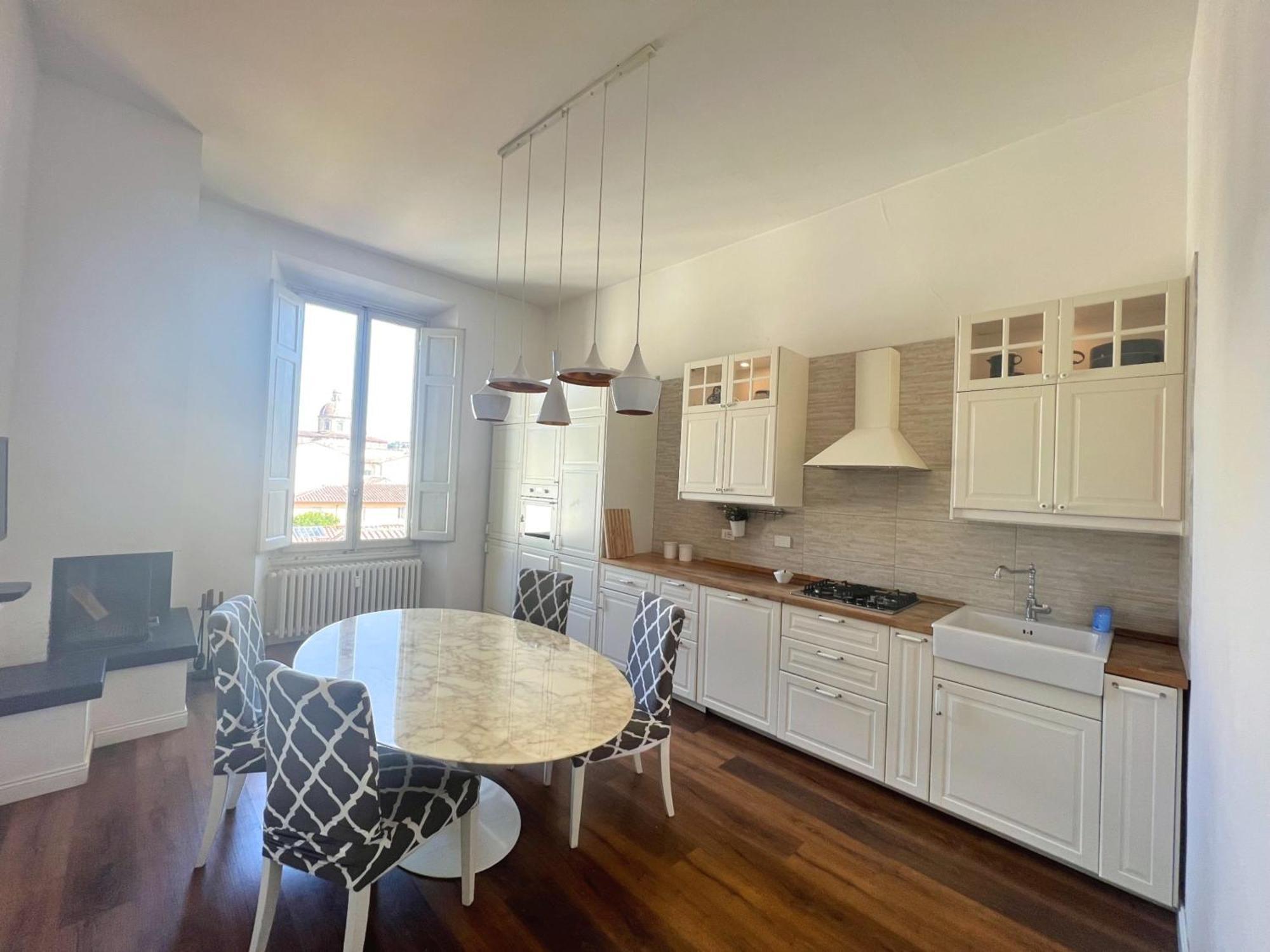 Santa Rosa Florence Apartments 3 Bedrooms - Private Parking Exterior foto